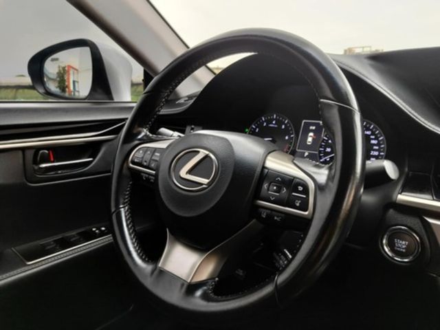 LEXUS凌志 ES200  第14張相片
