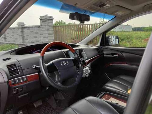 TOYOTA豐田 PREVIA  第9張相片