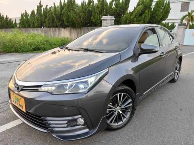 TOYOTA豐田 ALTIS  第1張相片