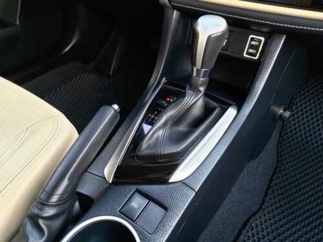 TOYOTA豐田 ALTIS  第9張相片