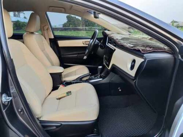 TOYOTA豐田 ALTIS  第18張相片