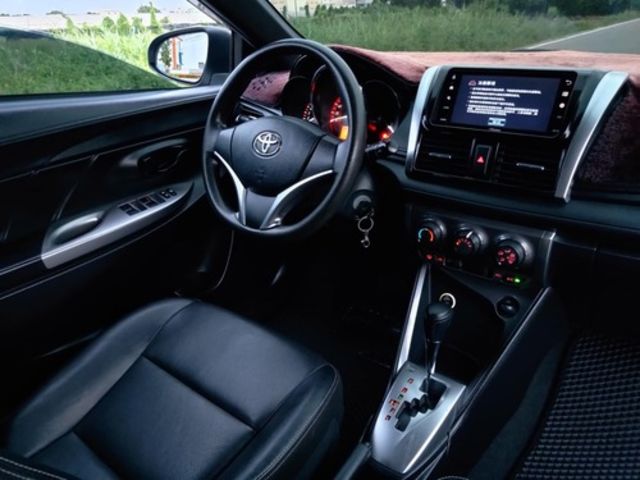 TOYOTA豐田 YARIS  第6張相片
