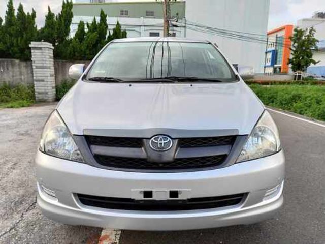 TOYOTA豐田 INNOVA  第3張相片