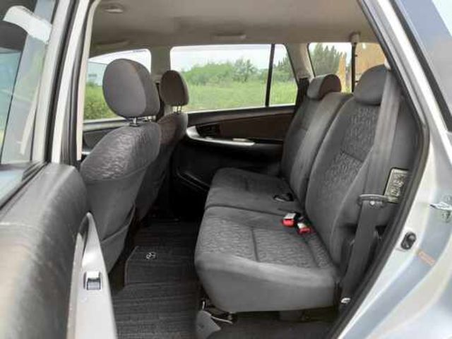 TOYOTA豐田 INNOVA  第10張相片
