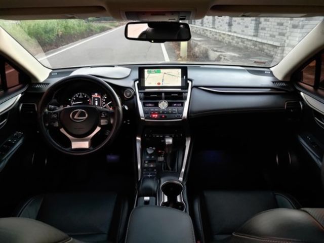 LEXUS凌志 NX200T  第3張相片