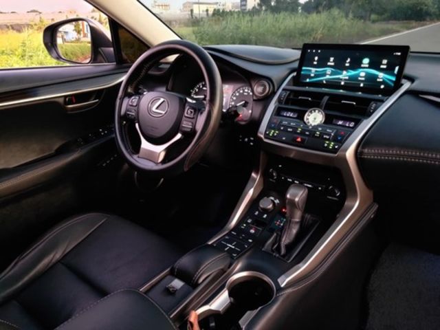 LEXUS凌志 NX200T  第4張相片