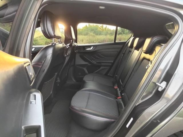 FORD福特 FOCUS  第15張相片