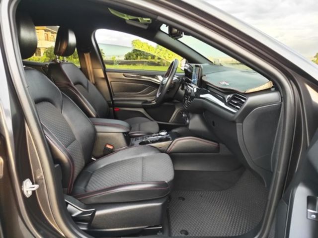 FORD福特 FOCUS  第17張相片