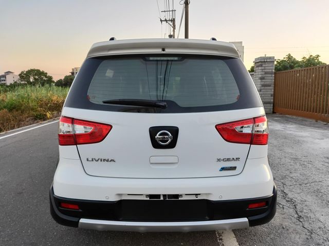NISSAN日產 LIVINA  第4張相片