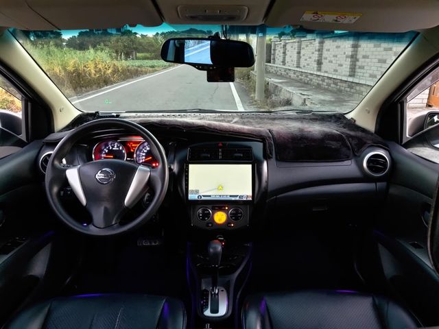 NISSAN日產 LIVINA  第5張相片