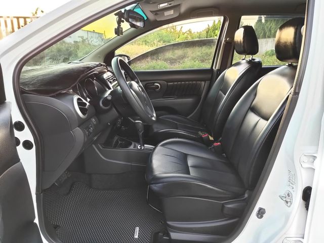 NISSAN日產 LIVINA  第11張相片
