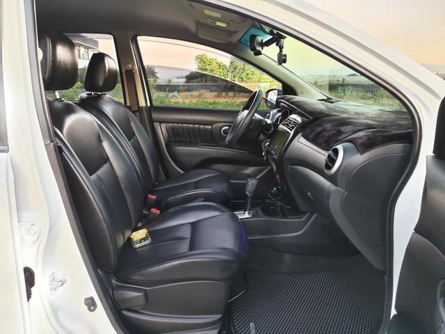 NISSAN日產 LIVINA  第14張相片