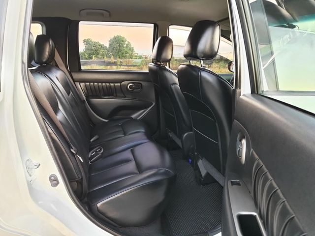 NISSAN日產 LIVINA  第15張相片