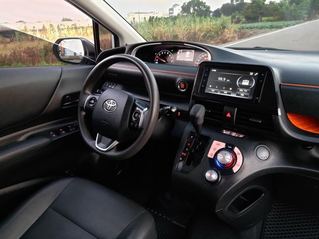 TOYOTA豐田 SIENTA  第5張相片