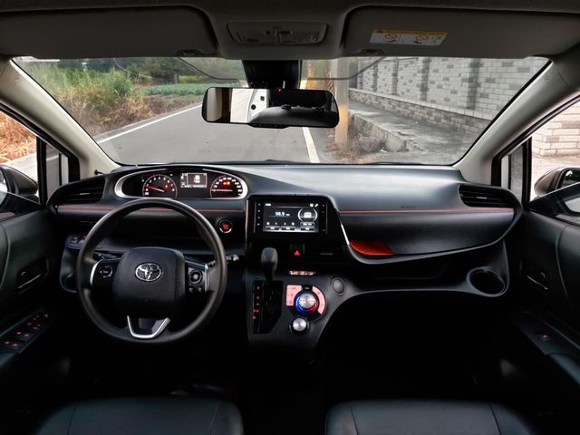TOYOTA豐田 SIENTA  第6張相片