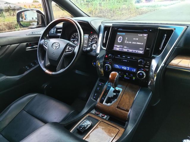 TOYOTA豐田 ALPHARD  第6張相片