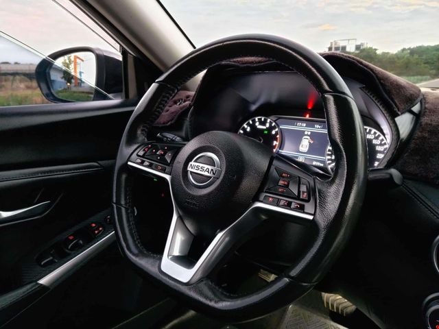 NISSAN日產 SENTRA  第16張相片