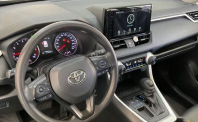TOYOTA豐田 RAV4  第3張相片