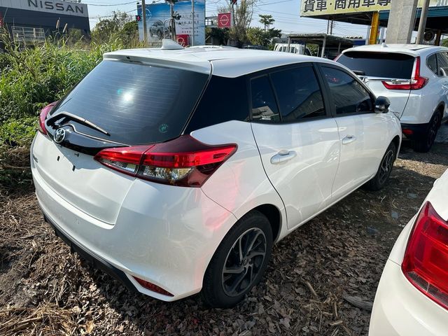 TOYOTA豐田 YARIS  第2張相片