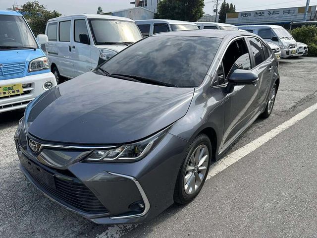 TOYOTA豐田 ALTIS  第1張相片