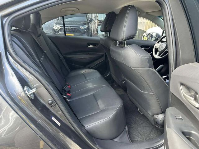 TOYOTA豐田 ALTIS  第5張相片