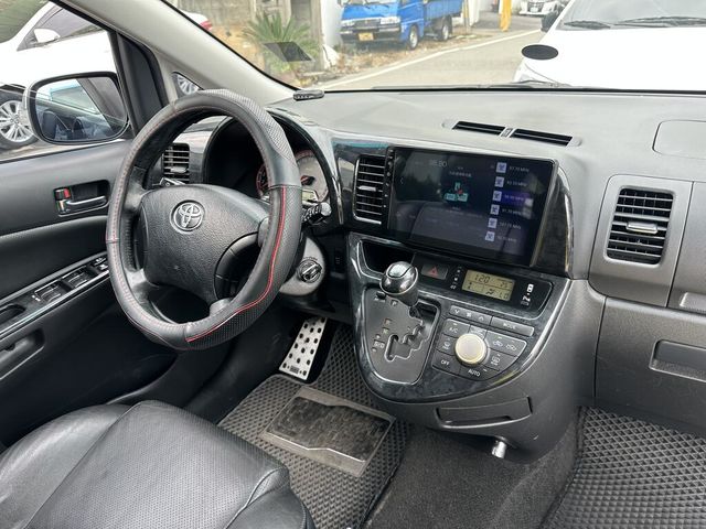 TOYOTA豐田 WISH  第6張相片