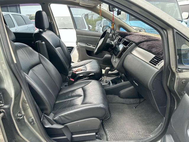 NISSAN日產 TIIDA  第19張相片