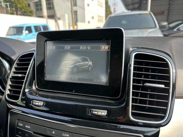 M-BENZ賓士 GLE 250D  第9張相片