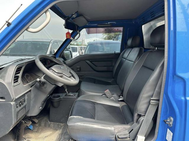 MITSUBISHI三菱 DELICA  第5張相片