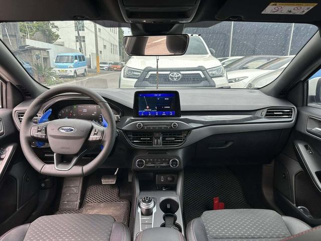 FORD福特 FOCUS  第9張相片