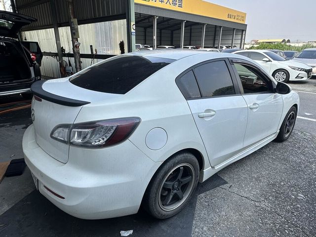MAZDA馬自達 MAZDA 3  第2張相片