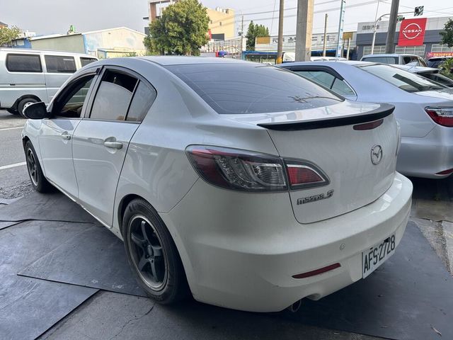 MAZDA馬自達 MAZDA 3  第7張相片