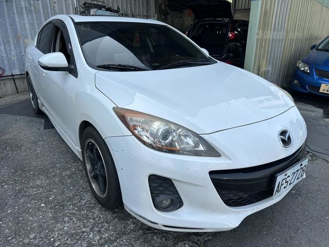 MAZDA馬自達 MAZDA 3  第8張相片