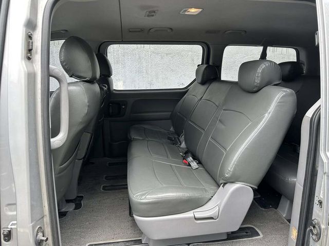 HYUNDAI現代 STAREX  第5張相片