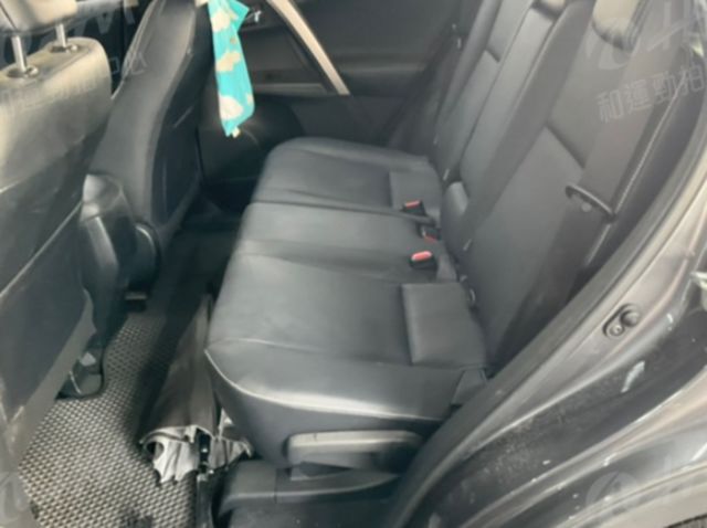 TOYOTA豐田 RAV4  第4張相片