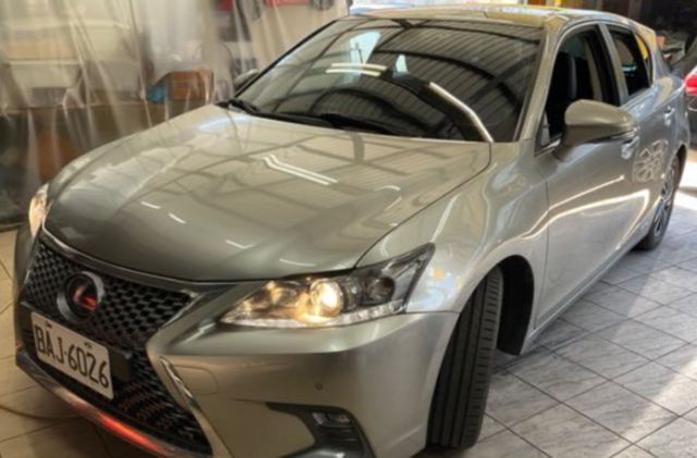 LEXUS凌志 CT200H  第1張相片