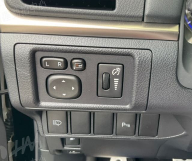 LEXUS凌志 CT200H  第6張相片