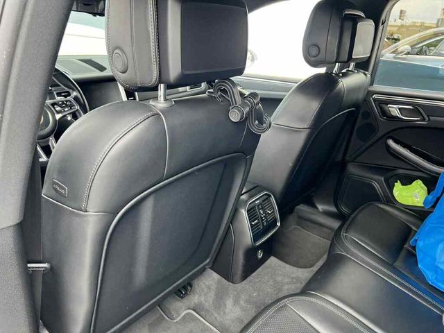 PORSCHE保時捷 MACAN  第4張相片