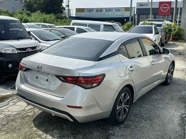 NISSAN日產 SENTRA  第2張相片