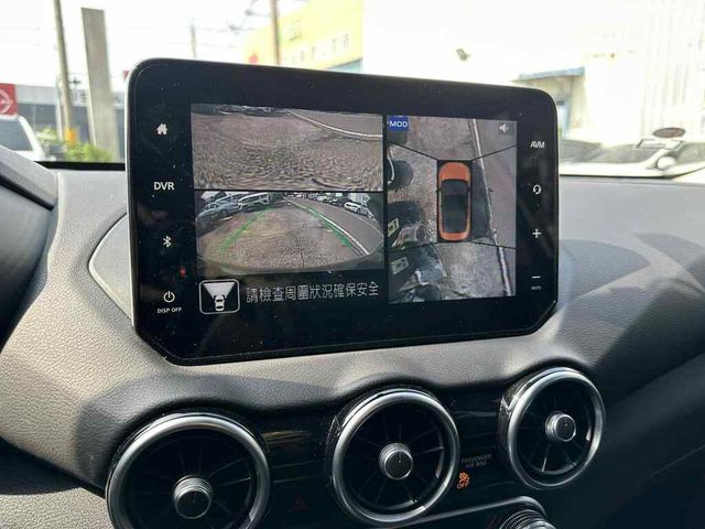 NISSAN日產 SENTRA  第8張相片