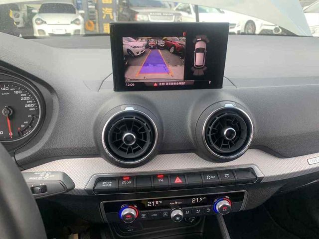 AUDI奧迪 Q2 35 TFSI  第5張相片