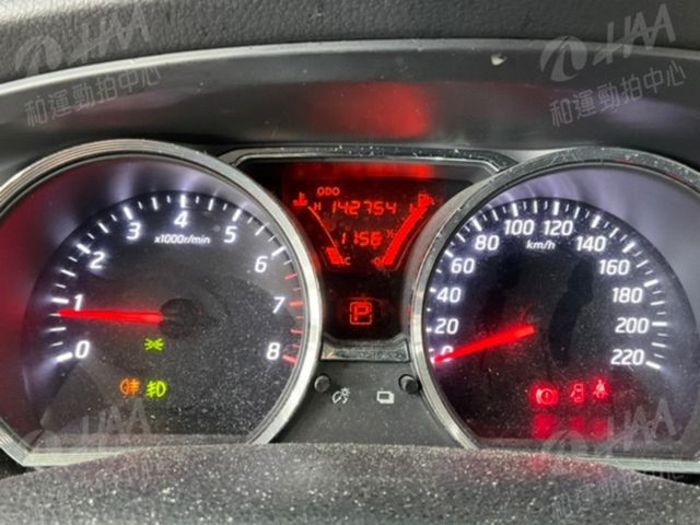 NISSAN日產 LIVINA  第3張相片