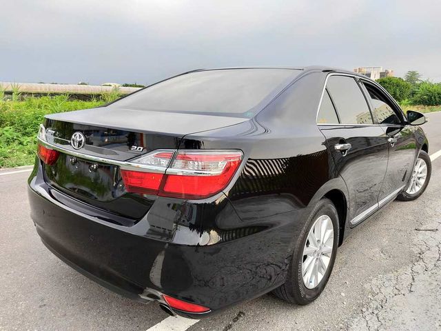 TOYOTA豐田 CAMRY  第2張相片