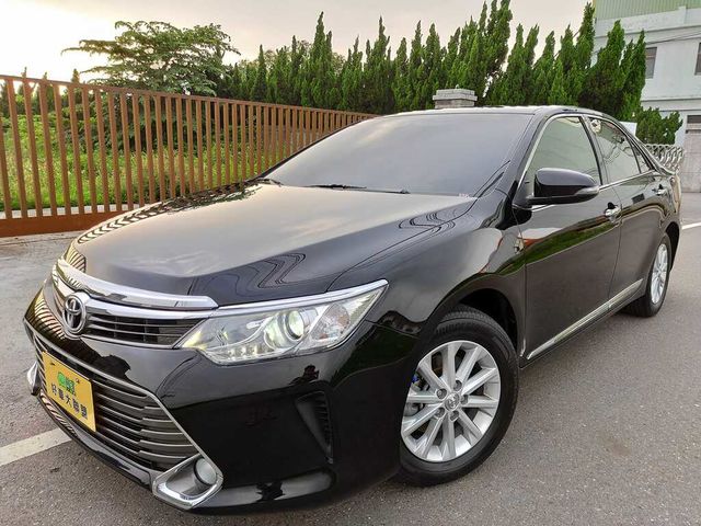 TOYOTA豐田 CAMRY  第3張相片