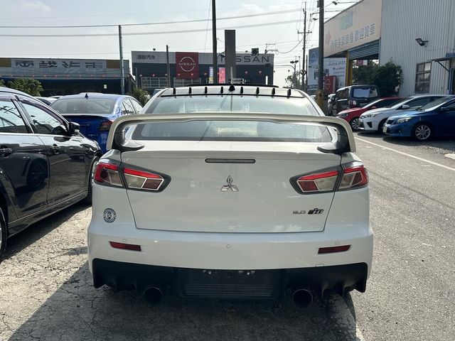 MITSUBISHI三菱 LANCER IO  第4張相片