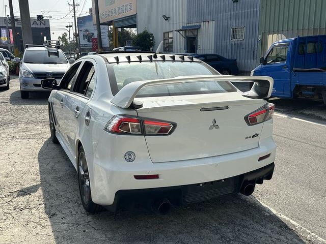 MITSUBISHI三菱 LANCER IO  第5張相片