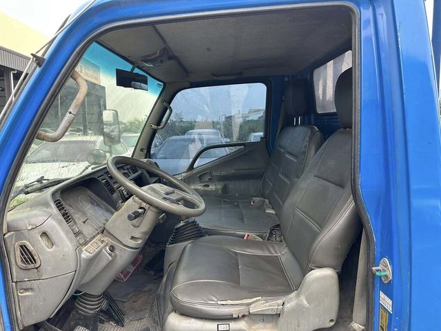 MITSUBISHI三菱 CANTER  第7張相片