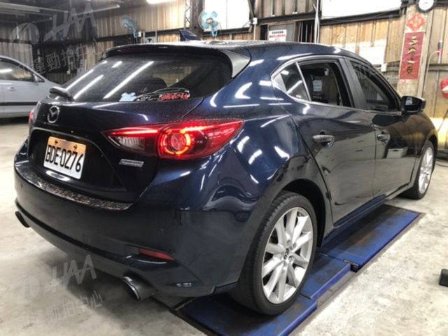 MAZDA馬自達 MAZDA 3  第2張相片
