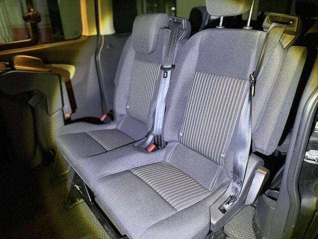 FORD福特 TOURNEO CUSTOM  第10張相片