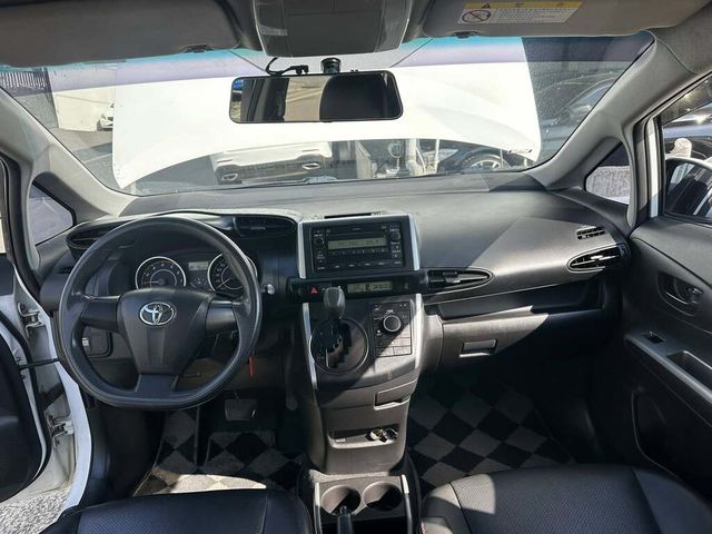 TOYOTA豐田 WISH  第7張相片